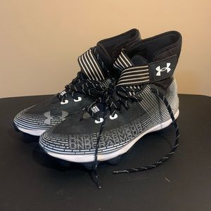 Under Armour Men baseball cleats size 11 1/2